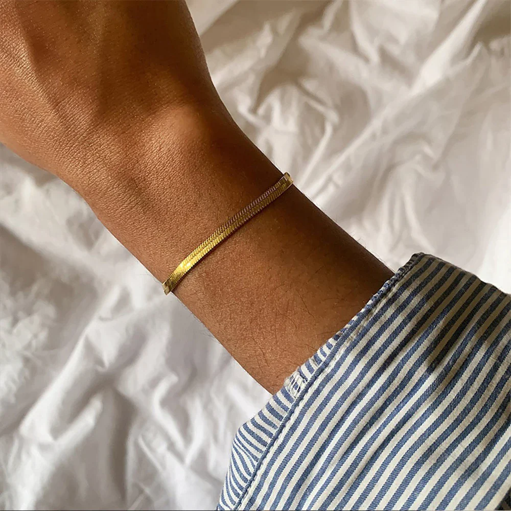 Chelsea Herringbone Bracelet - Image 9