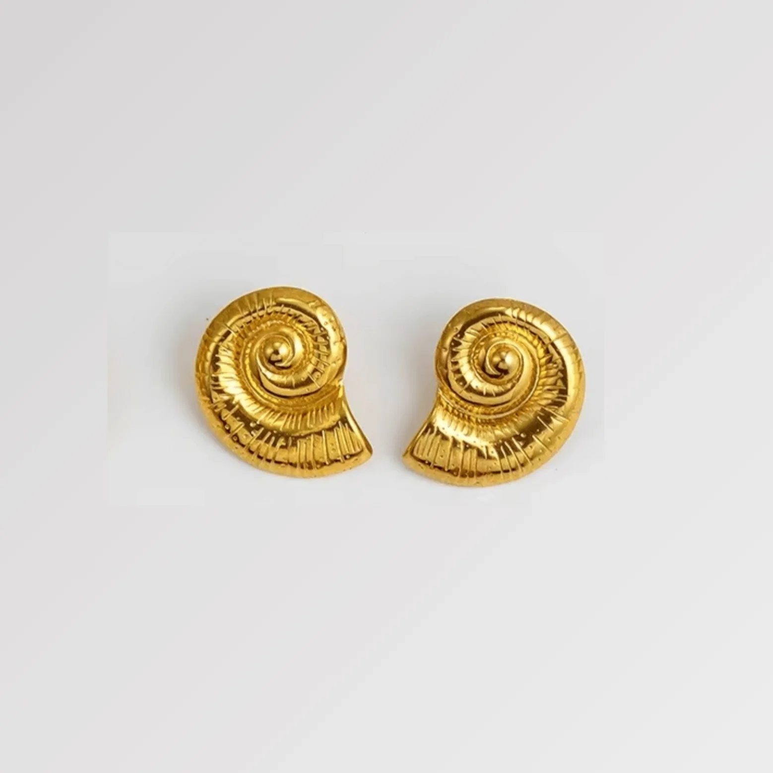 Chunky Shell Earrings - Image 6