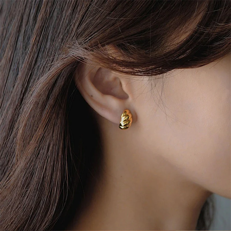 Croissant Huggie Earrings - Image 4